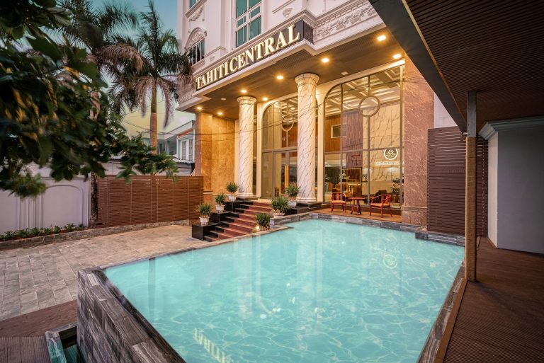 Hồ Bơi Tahiti Central – Điểm Chạm Thư Giãn Giữa Lòng Phú Quốc